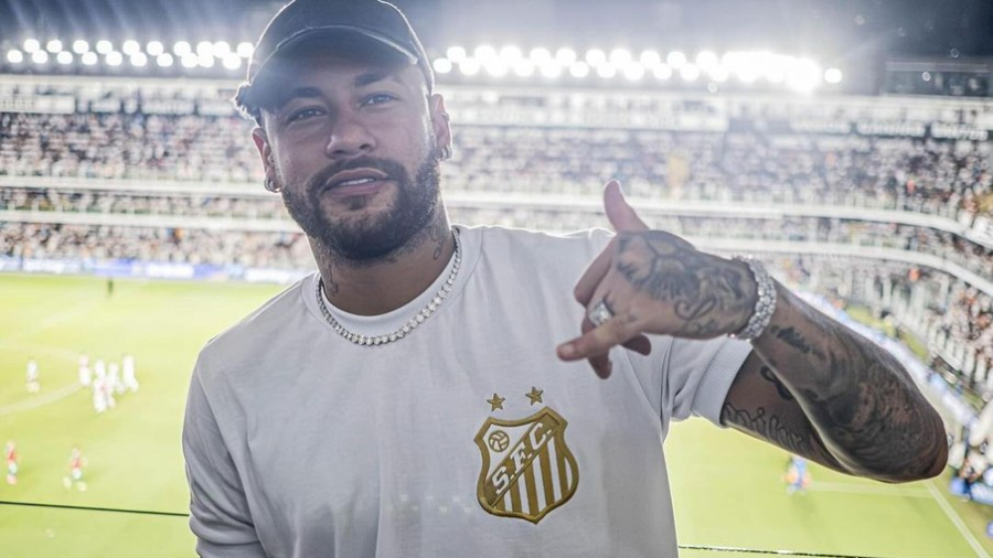 Plano Sócio Rei do Santos passa de 52 mil inscritos após negociação com Neymar 